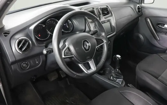 Renault Logan 1.60 вариатор, фото №1