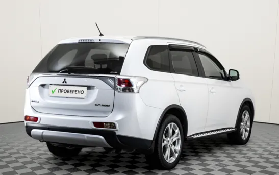 Mitsubishi Outlander 2.00 вариатор, фото №1