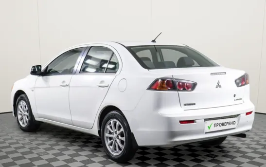 Mitsubishi Lancer 1.60 автоматическая, фото №1