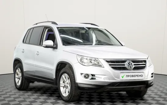 Volkswagen Tiguan 2.00 автоматическая, фото №1