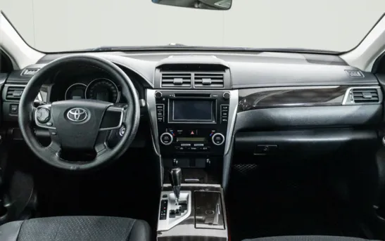 Toyota Camry 2.00 автоматическая, фото №1