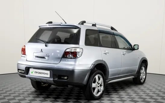 Mitsubishi Outlander 2.40 механика, фото №1