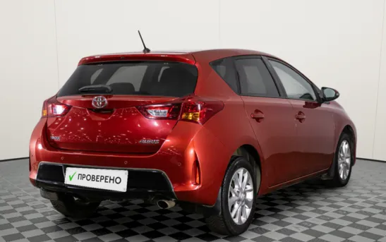 Toyota Auris 1.60 вариатор, фото №1