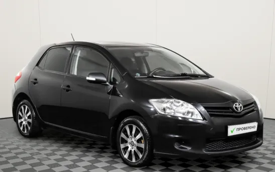 Toyota Auris 1.30 механика, фото №1