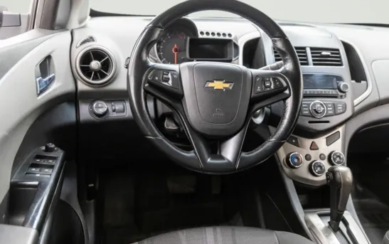 Chevrolet Aveo 1.60 автоматическая, фото №1