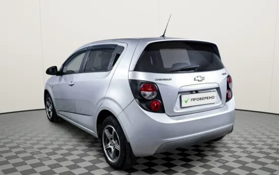 Chevrolet Aveo 1.60 автоматическая, фото №1