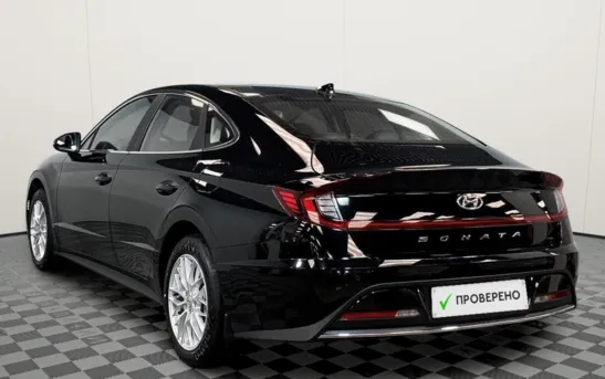 Hyundai Sonata 2.00 автоматическая, фото №1