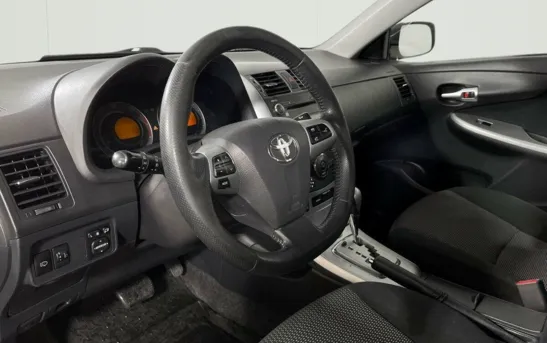 Toyota Corolla 1.60 автоматическая, фото №1