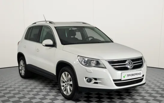 Volkswagen Tiguan 2.00 автоматическая, фото №1