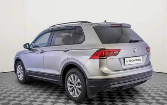 Volkswagen Tiguan 1.40 механика, фото №1