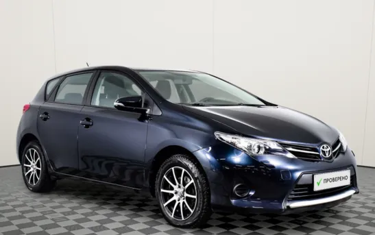 Toyota Auris 1.60 вариатор, фото №1